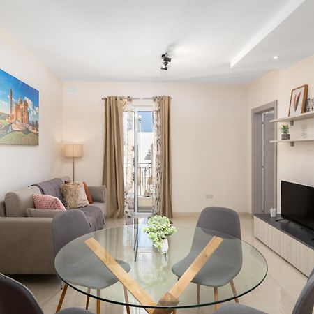 Edka Suites - Modern Sunlit 2Bd Apartments With Balconies - Close To Sliema Promenade, St Julian'S & St Georges Bay Gzira المظهر الخارجي الصورة
