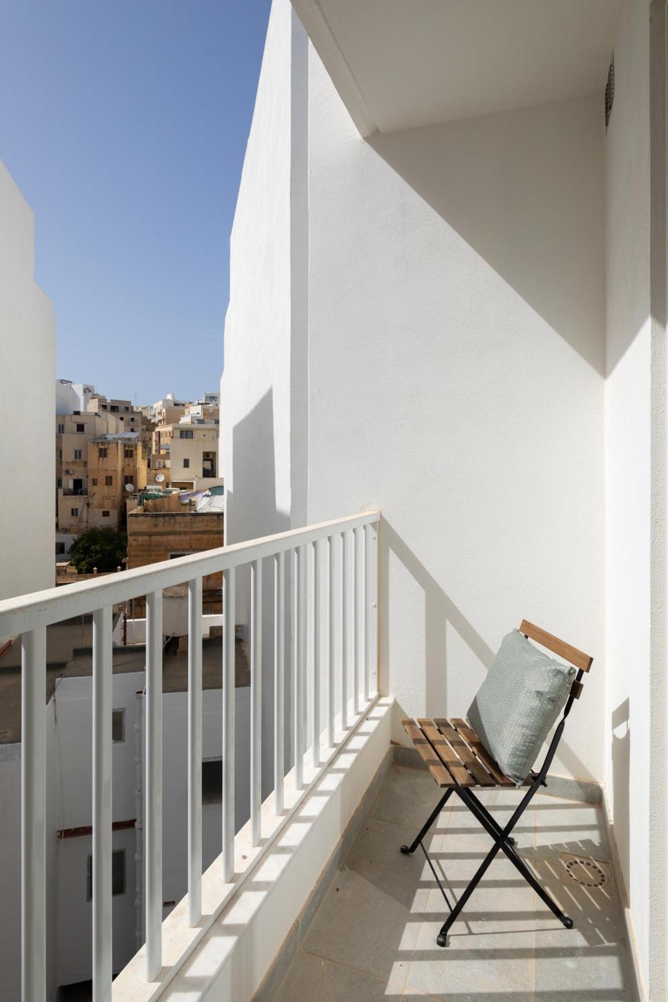 Edka Suites - Modern Sunlit 2Bd Apartments With Balconies - Close To Sliema Promenade, St Julian'S & St Georges Bay Gzira المظهر الخارجي الصورة