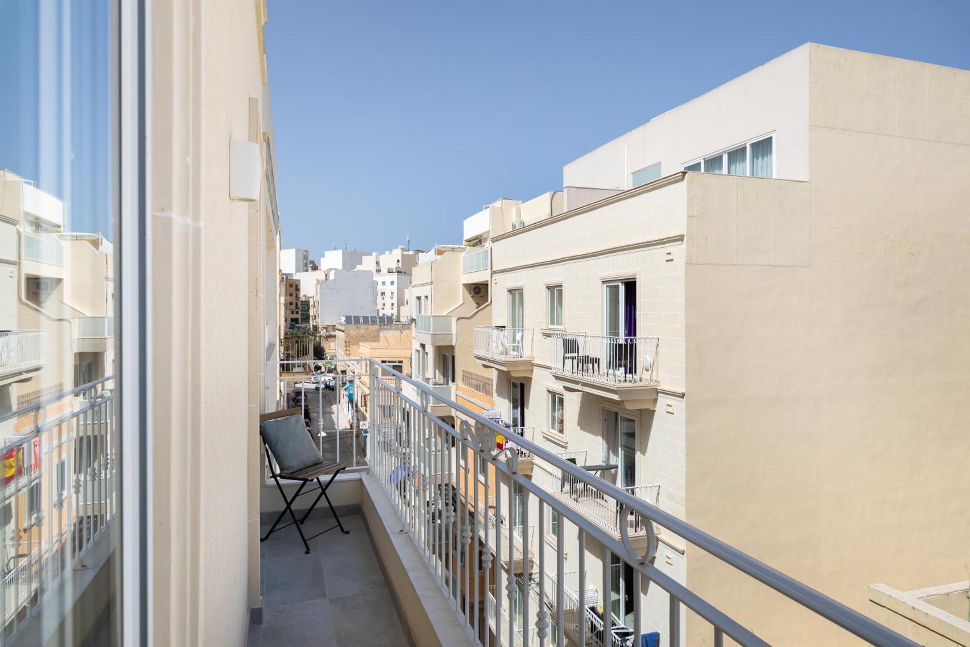 Edka Suites - Modern Sunlit 2Bd Apartments With Balconies - Close To Sliema Promenade, St Julian'S & St Georges Bay Gzira المظهر الخارجي الصورة