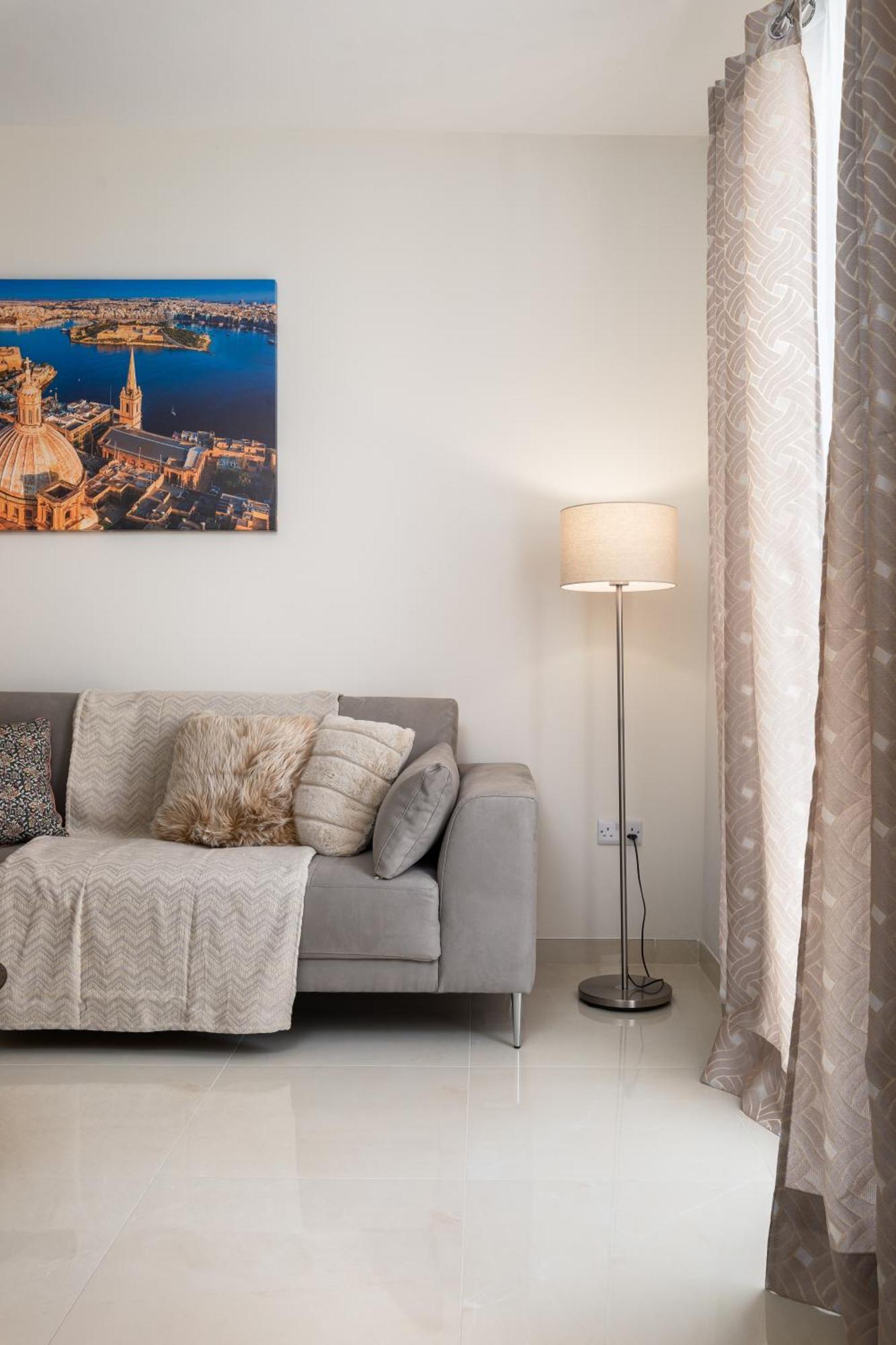 Edka Suites - Modern Sunlit 2Bd Apartments With Balconies - Close To Sliema Promenade, St Julian'S & St Georges Bay Gzira المظهر الخارجي الصورة