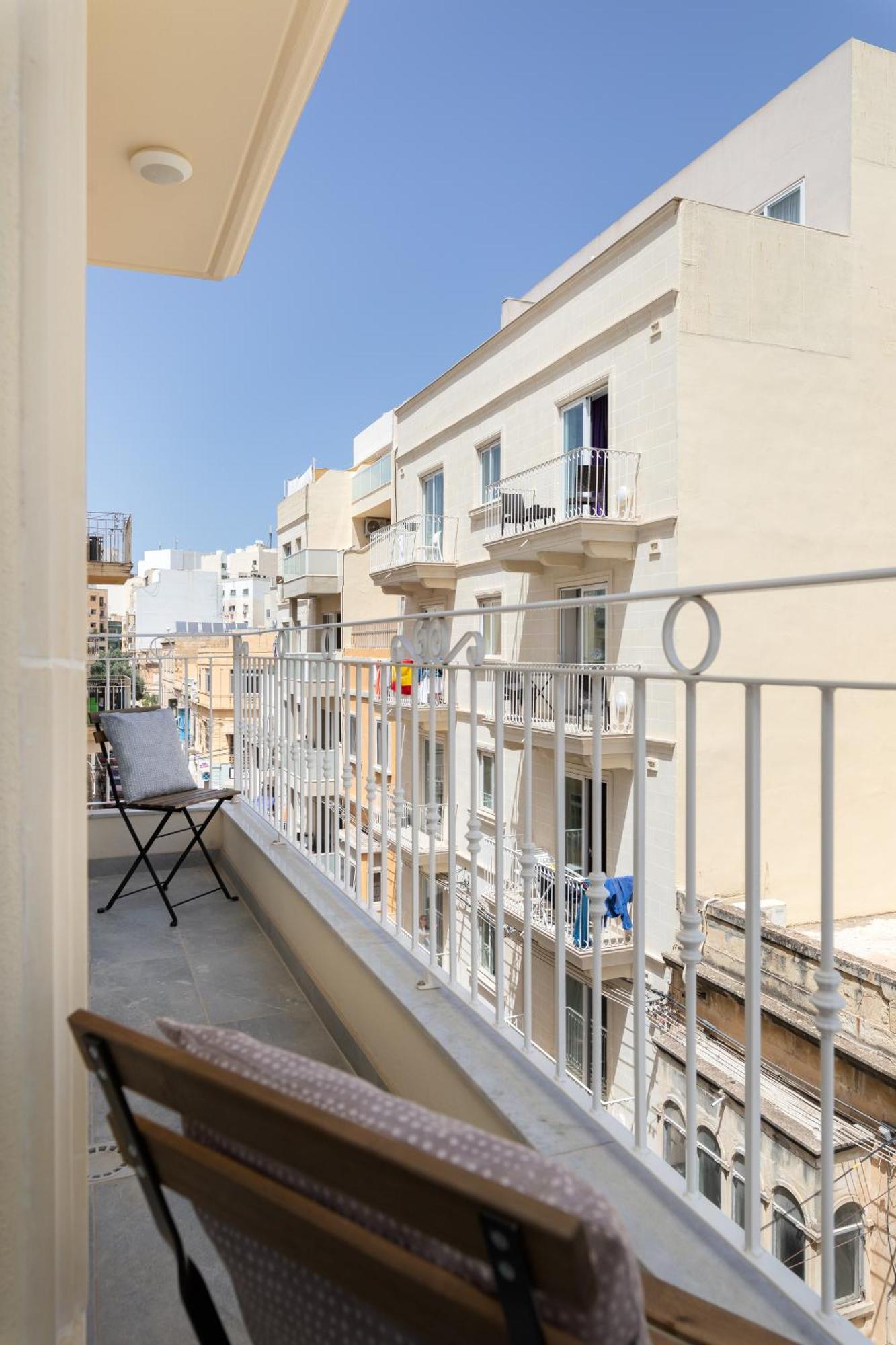 Edka Suites - Modern Sunlit 2Bd Apartments With Balconies - Close To Sliema Promenade, St Julian'S & St Georges Bay Gzira المظهر الخارجي الصورة