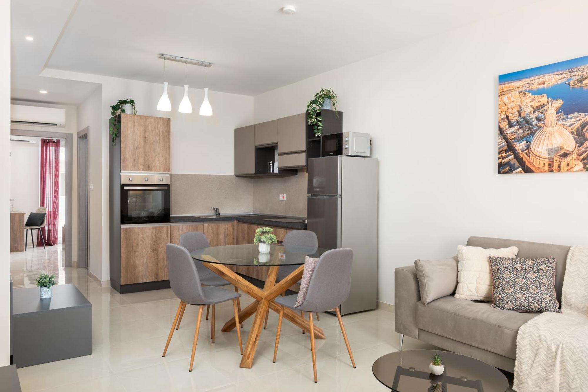 Edka Suites - Modern Sunlit 2Bd Apartments With Balconies - Close To Sliema Promenade, St Julian'S & St Georges Bay Gzira المظهر الخارجي الصورة